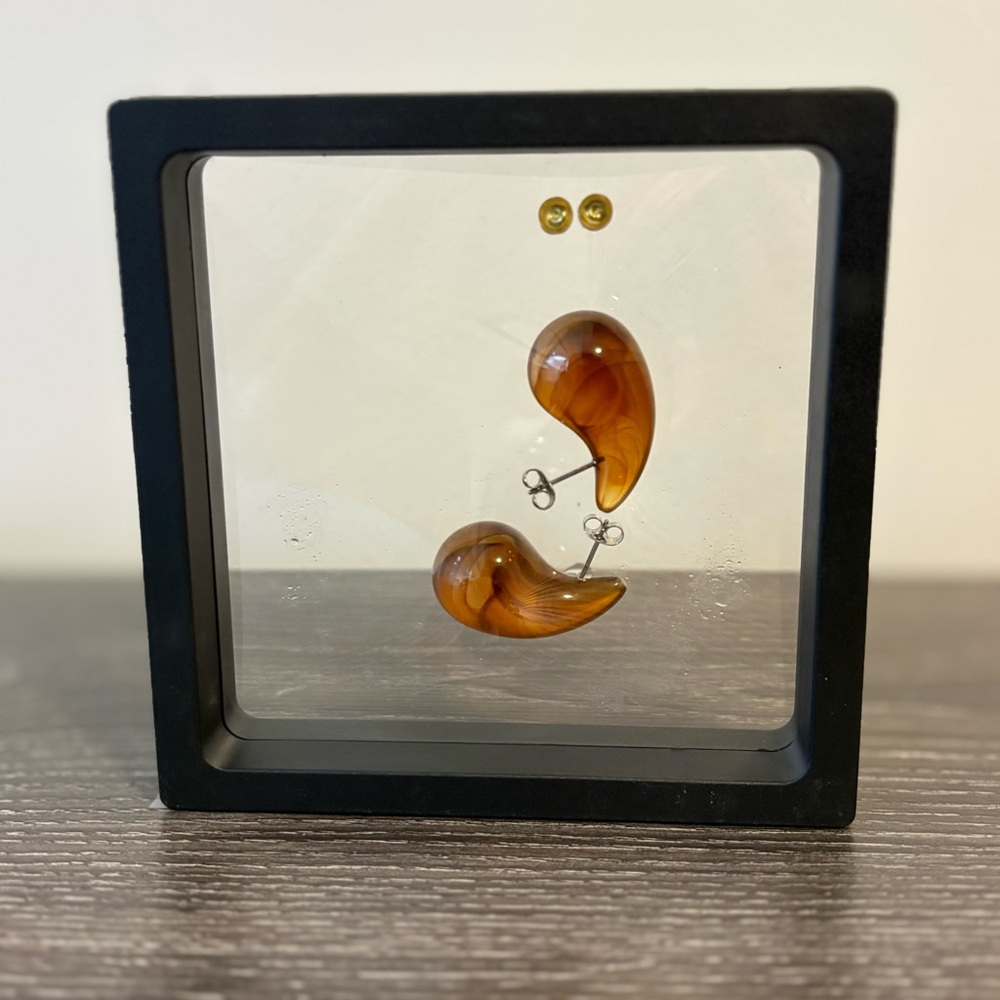 Amber Swirl Resin Stud Earrings | Item 0352